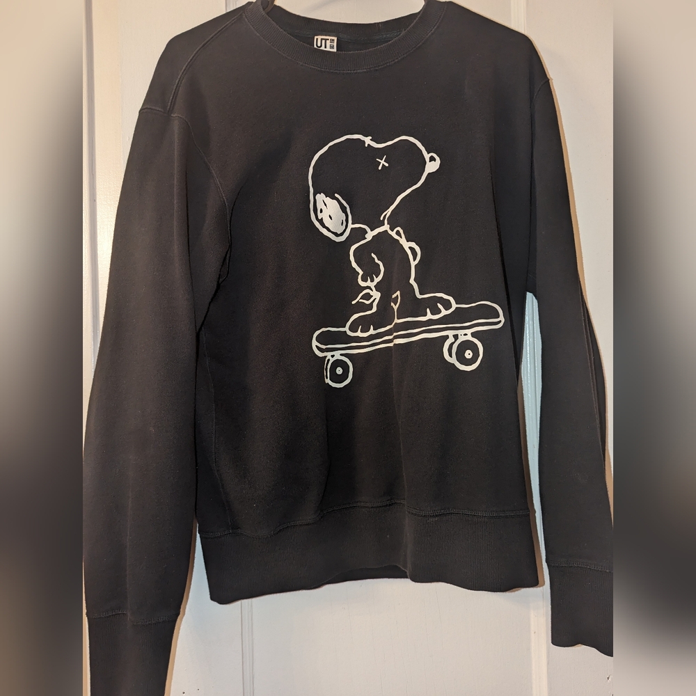 Kaws x Peanuts sweater